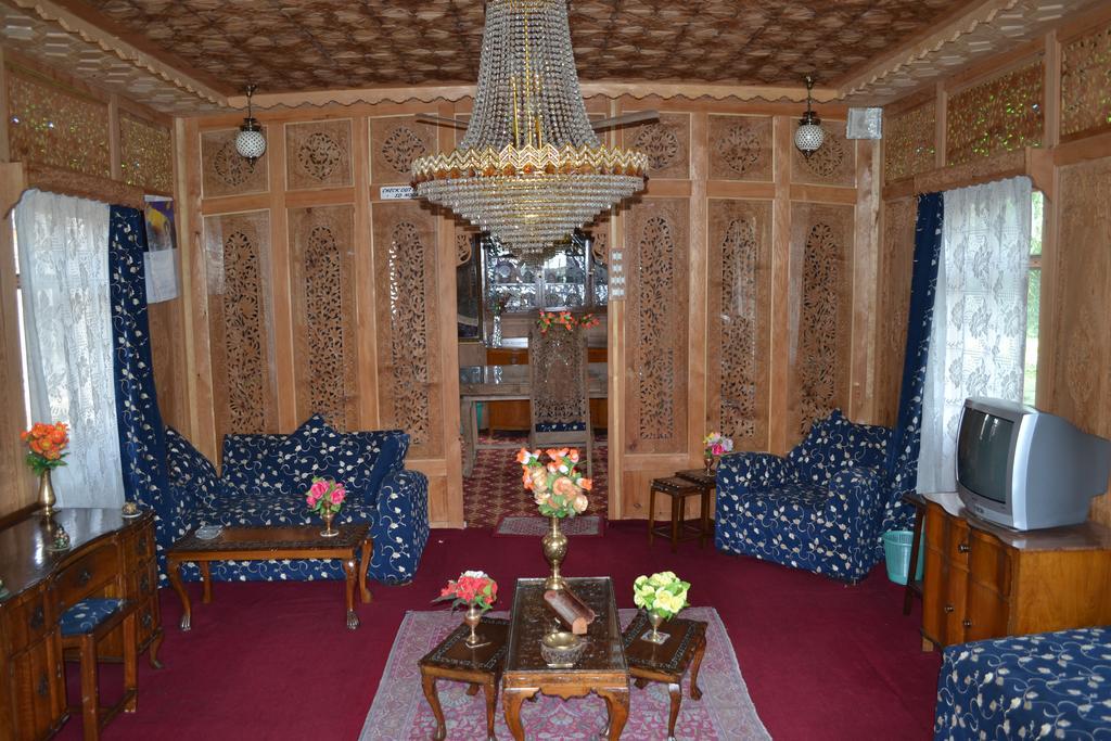 New Bul Bul Group Of Houseboats Srinagar Hotel Durgjan Kültér fotó