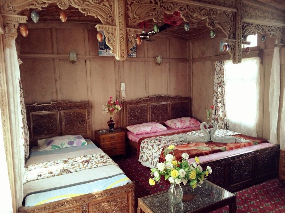 New Bul Bul Group Of Houseboats Srinagar Hotel Durgjan Kültér fotó