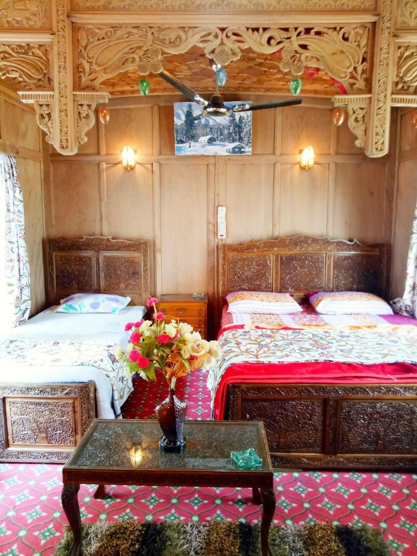 New Bul Bul Group Of Houseboats Srinagar Hotel Durgjan Kültér fotó