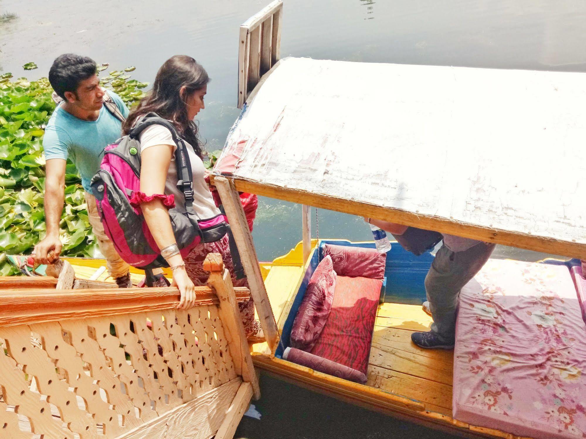 New Bul Bul Group Of Houseboats Srinagar Hotel Durgjan Kültér fotó