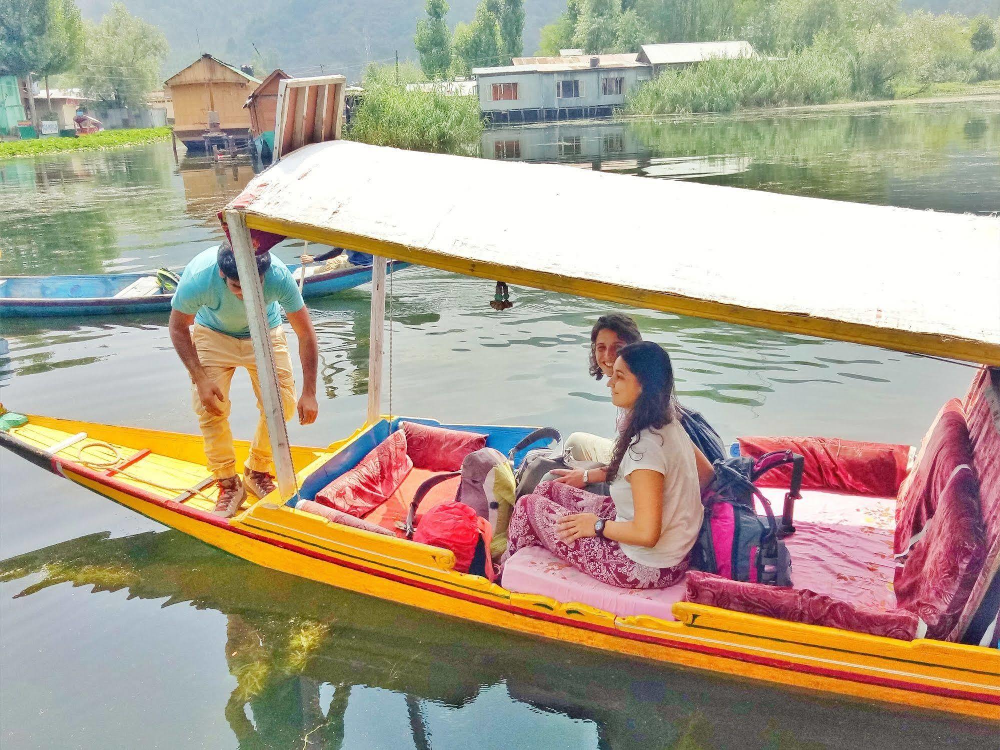 New Bul Bul Group Of Houseboats Srinagar Hotel Durgjan Kültér fotó